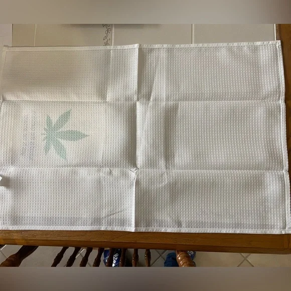 🔴 4/$15 Green Leaf Design Kitchen Towel - Picture 4 of 6